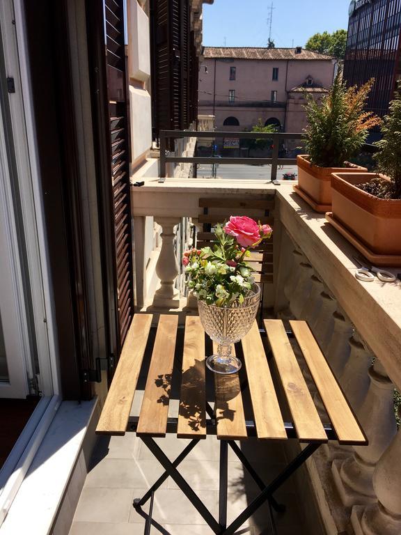 Bed and breakfast 900 Piazza Del Popolo Roma